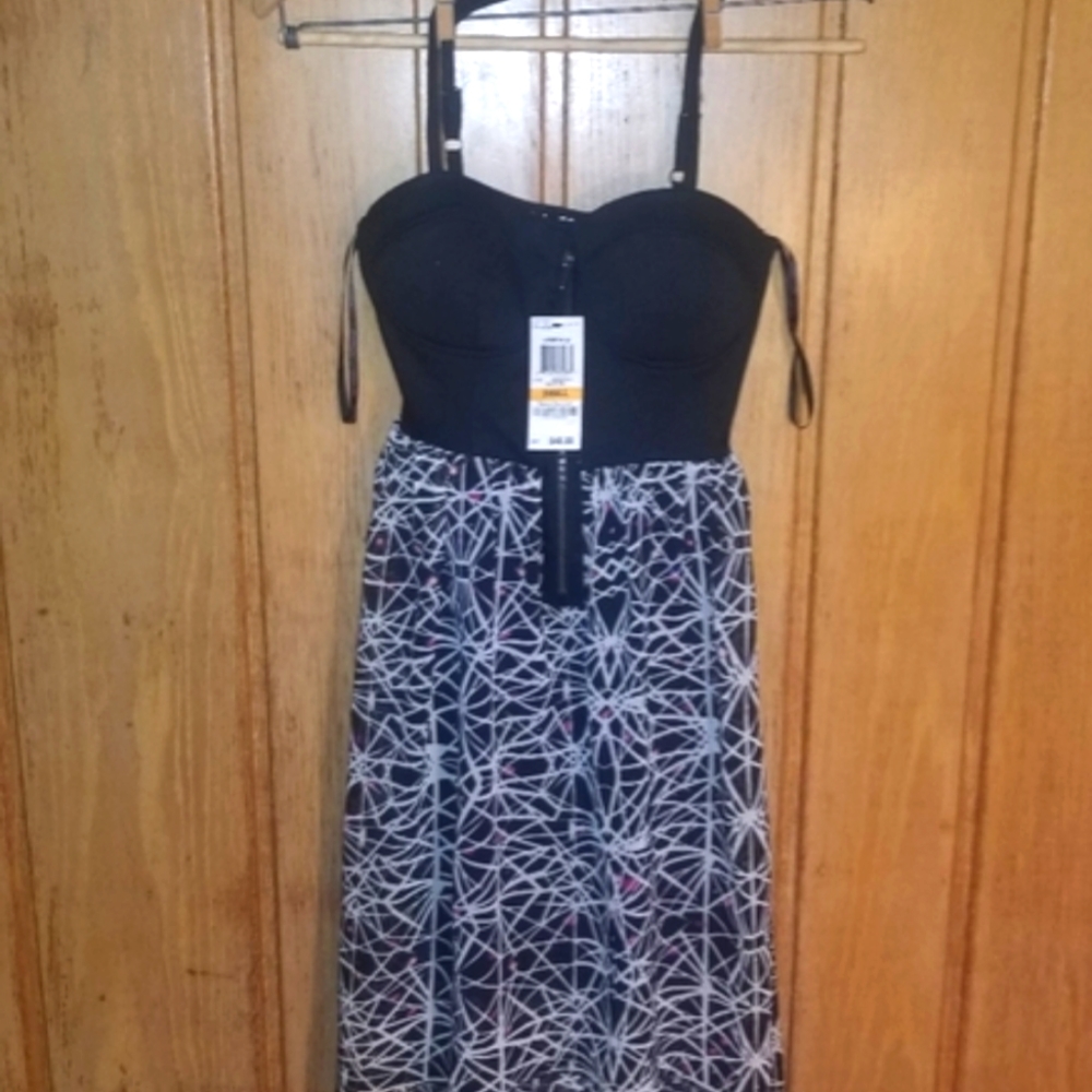 💄✨️Material Girl Size small dress tags Macys